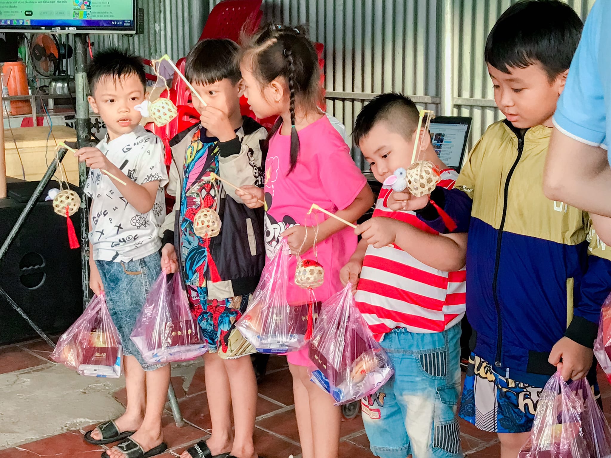 Phụ nữ
