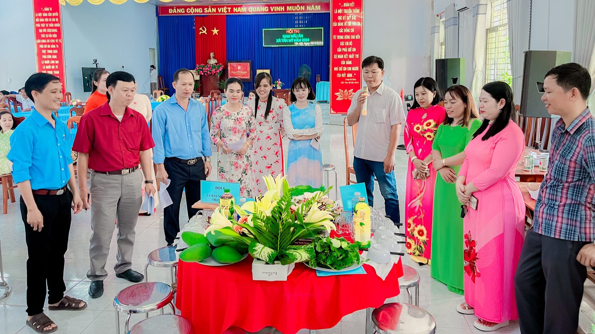 Phụ nữ