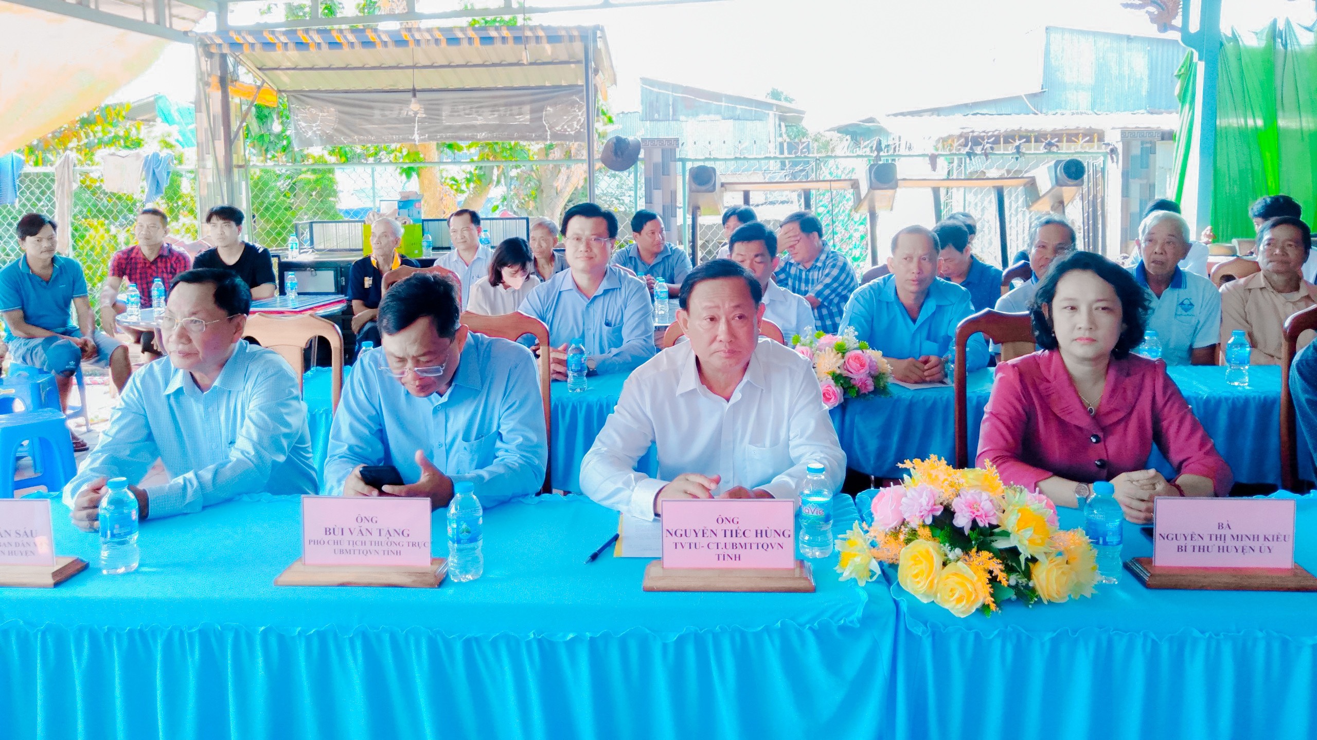 Mặt trận