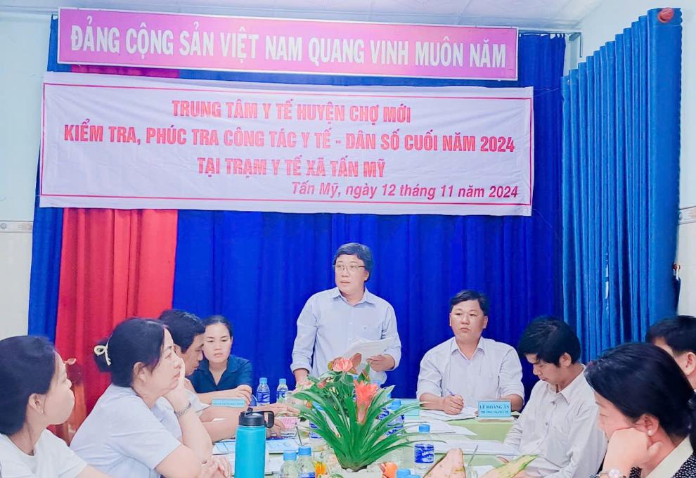 Trung tâm Y tế huyện kiểm tra công tác năm