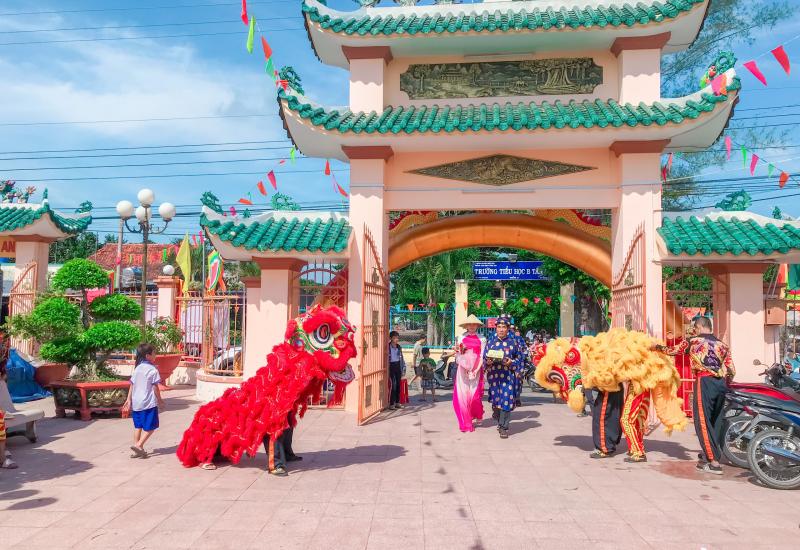 Trong 03 ngày 08, 09 và 10/05/2023 (nhằm ngày 19,20 và 21/03 âm lịch) Ban tế tự đình thần Tấn Mỹ tổ chức lễ hội Kỳ Yên đình thần Tấn Mỹ, thu hút hàng ngàn người dân trong và ngoài địa phương tham gia.