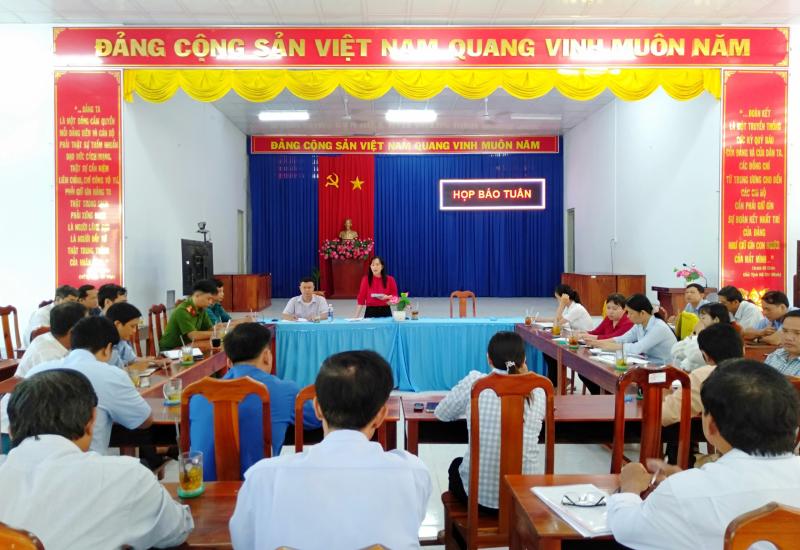 Bí thư, Chủ tịch chủ trì họp báo 