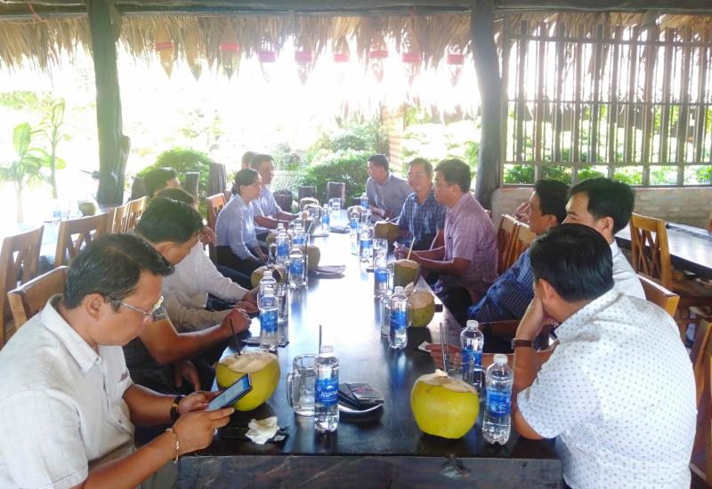 Bí Thư huyện ủy khảo sát các tuyến đường Cù Lao Giêng