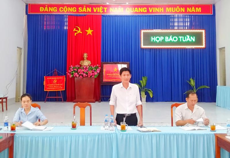 Họp báo tuần 