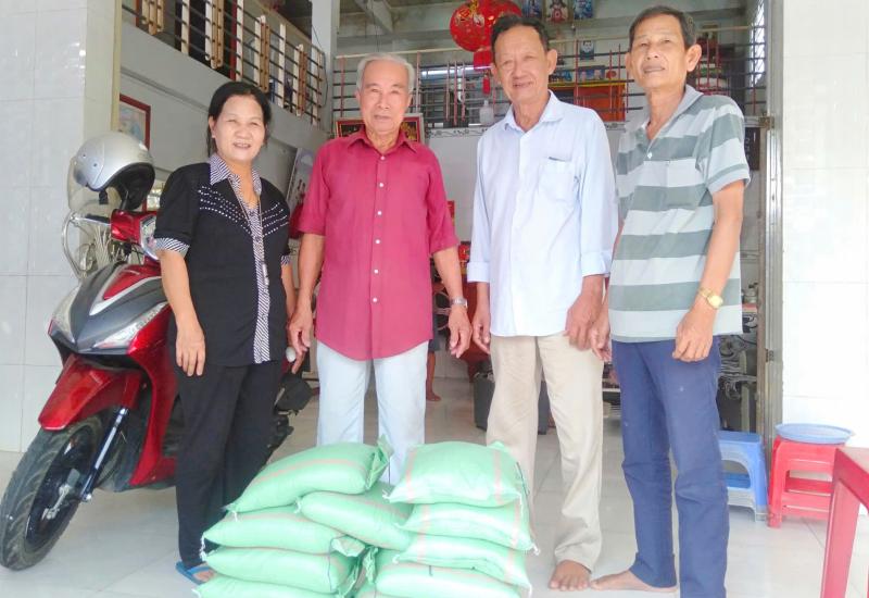 Người cao tuổi đam mê với công tác từ thiện