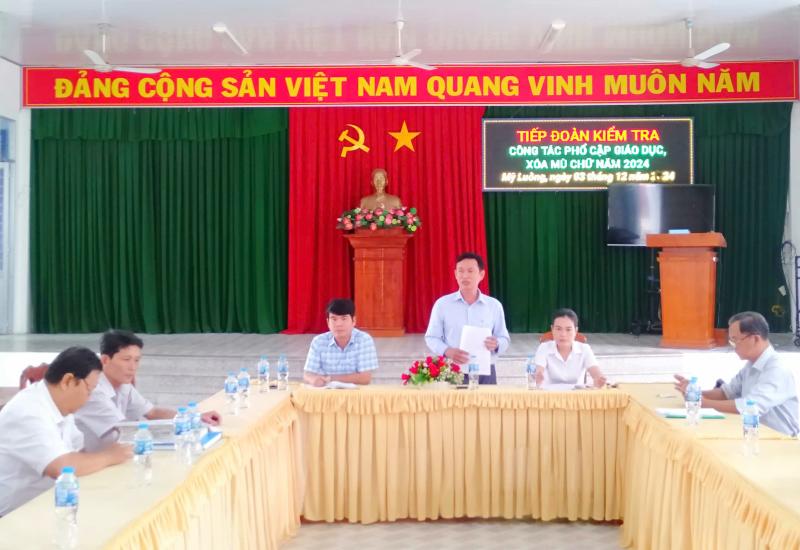 Huyện kiểm tra công tác phổ cập giáo dục, xóa mù chữ 
