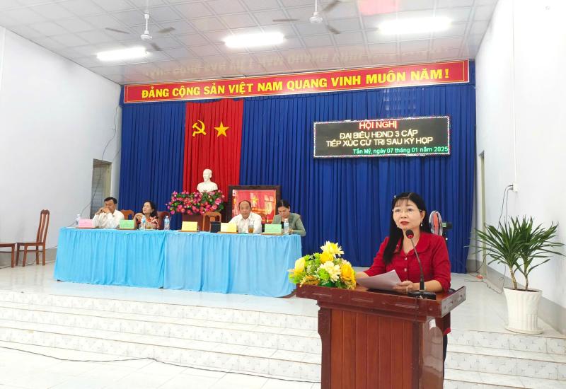 Chợ Mới trưởng đoàn Đại biểu  Quốc hội tỉnh An Giang tiếp xúc cử tri sau kỳ họp 