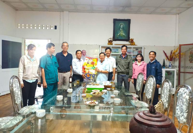Lãnh đạo thăm và chúc Tết ấm áp, nghĩa tình 