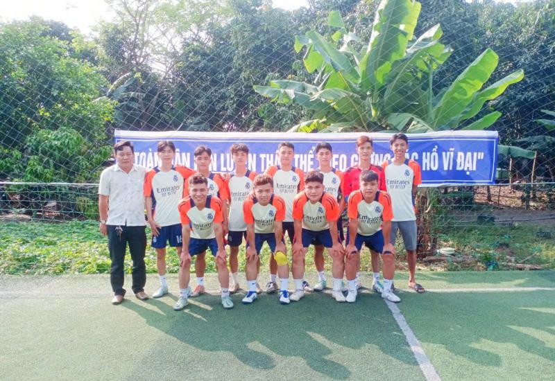 Khai mạc môn bóng đá tại đại hội TDTT xã 