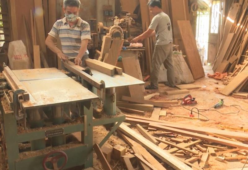 Công nghiệp - tiểu thủ công nghiệp tiếp tục duy trì và phát triển 